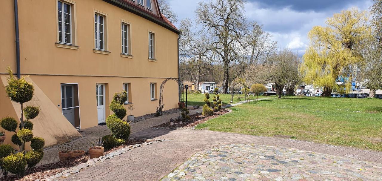 Schloss Zehdenick Bagian luar foto